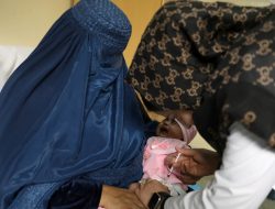 Pandemi Lumpuhkan Program Imunisasi, Penyakit Pembunuh Anak-Anak Melonjak