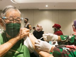 Stok Habis Hingga “Kurang Praktis”: Perjuangan Masyarakat Mendapat Vaksin COVID-19