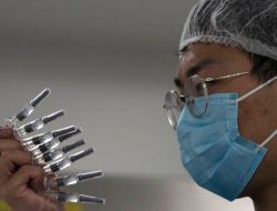 Studi Sebut Vaksin COVID China Zhifei Dapat Menjaga Efek Varian Delta