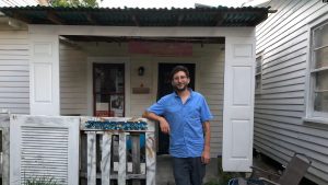 Pengadilan Myanmar Perpanjang Penahanan Wartawan AS Danny Fenster