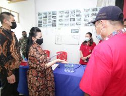 Tekan Angka Covid-19, Bupati Landak Tinjau Pelaksanaan PPKM Mikro Tingkat Desa