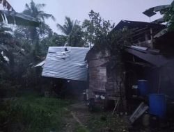 Angin Puting Beliung Terjang Dusun Bahta Kabupaten Sanggau, Lima Rumah Warga Rusak