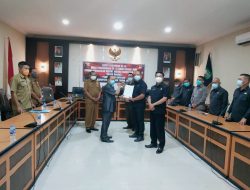 Wabup Sanggau sampaikan Empat Raperda Usulan Eksekutif kepada DPRD