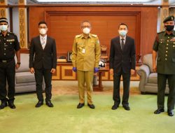 Gubernur Terima Kunjungan Pamit Undur Encik Mohiuddin Ghazali sebagai Konsul Malaysia di Pontianak