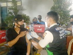 Polsek Sikur Lombok Timur Buka Layanan Vaksinasi Malam Hari