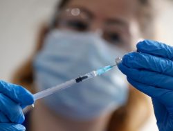 Inggris Batalkan ‘Paspor Vaksin’ Untuk Kelab Malam