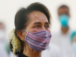 Aung San Suu Kyi Sakit, Tidak Hadir di Pengadilan