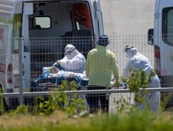 Kematian Akibat COVID-19 di Rusia Terus Melonjak
