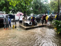 Warga Palembang Diimbau tak Buang Sampah di Saluran Air