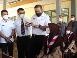 Wagub Sumbar Minta Orang Tua Siswa Izinkan Anak Untuk Vaksinasi