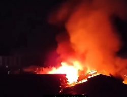 Pasar Bawah Bukittinggi Ludes Terbakar