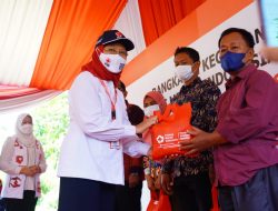Feby Deru Tunjukkan Komitmen dan Perhatiannya kepada Masyarakat Terdampak Covid-19