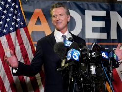 Upaya Memecat Gubernur California Gagal