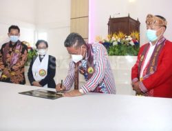 Bupati Sanggau Resmikan GKE di Tebang Benua