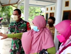 Bantu Proses Vaksinasi, Tim Nakes dan TNI Polri Jemput Lansia serta Disabelitas Kerumah