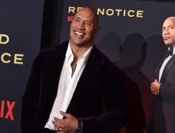 Aktor Dwayne Johnson Hentikan Penggunaan Senjata Sungguhan dalam Produksi Filmnya
