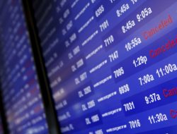 Kondisi Cuaca Tak Bersahabat dan Kurang Staf, Lebih 1.000 Penerbangan di AS Dibatalkan