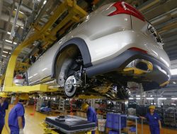 Perusahaan Kanada akan Produksi Bahan Baterai untuk Mobil Listrik