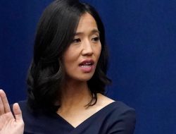 Michelle Wu Dilantik sebagai Wali Kota Perempuan Pertama di Boston