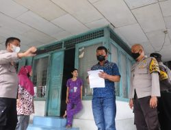 Polsek Padang Selatan Door To Door ke Rumah Warga, Demi Tingakatkan Capaian Vaksinasi Covid-19