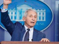 Dr. Fauci: Suntikan Penguat Beri Perlindungan Silang terhadap Sejumlah Varian COVID-19