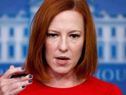 Psaki: ‘Akan Ada Lebih Banyak’ Infeksi Varian Omicron