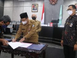 Sekda Mempawah Tandatangani Komitmen Replikasi Inovasi Pelayanan Publik