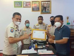Pol PP Sanggau Terima Penghargaan dari Kemendagri