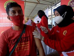 BINDA Sumbar  Beri Suntikan Vaksin Kepada Lima Ribu Warga