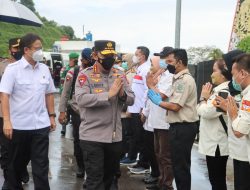 Menkes dan Kapolri Tinjau Simulasi Penerapan Aplikasi Karantina Presisi di PLBN Entikong