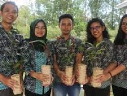 Diaspora Indonesia di AS Sumbang Alat Medis ke Klinik Pelestari Hutan di Kalimantan
