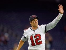 Setelah 22 Musim dan Menangkan 7 Super Bowl, Tom Brady Pensiun dari NFL