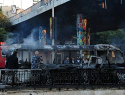 Satu Tentara Tewas dalam Ledakan Bom di Bus Militer Suriah