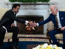 Biden dan Pemimpin Qatar Bahas Pasokan Energi ke Eropa Bila Rusia Invasi Ukraina