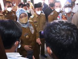 Nunik Ajak Pemkab Lampura Tangani Kemiskinan