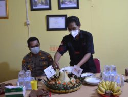 Radio Suara Landak dan Radio Suara Lawang Kuari Gelar Syukuran Ulang Tahun