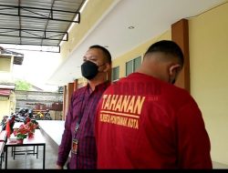 Tak Terima Diberhentikan Kerja, Oknum Security Rusak Kaca Kantor