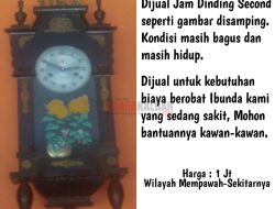 Pilu! Marbot Masjid di Mempawah Lego Jam Tua untuk Biaya Berobat Ibu Tercinta