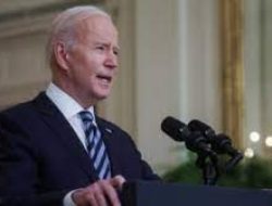 Biden Berlakukan Sanksi Baru terhadap Rusia