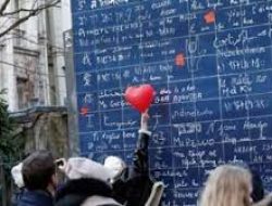 Paris menjadi ‘Kota Cinta’ pada Hari Valentine