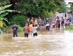 Banjir di Sanggau, Air Merendam Sejumlah Jalan di Wilayah Kecamatan Bonti