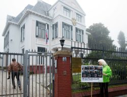 Belanda Usir 17 Diplomat Rusia