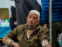 1 Tewas, Lebih dari 20 Terluka dalam Serangan Granat di Pasar Kashmir