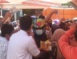 Lagi, Pasar Murah Minyak Goreng Diserbu Warga