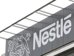 Perusahaan Nestle Hentikan Seluruh Kegiatan Bisnis di Rusia