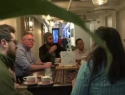 Memopulerkan Bahasa Indonesia untuk Penutur Asing