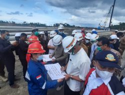 Gubernur dan Wakil Gubernur Sumbar Tinjau Bandara Rokot Dilanjutkan Tanam Manggrove di Goiso Oinan Kepulauan Mentawai