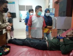 Warga Terlantar di Tugu Pak Tani, Kabid Sosial Mempawah Turun Mengecek