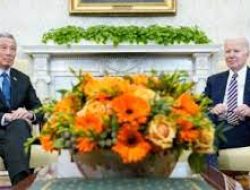 Biden dan PM Singapura Diskusikan Ukraina dan Indo-Pasifik
