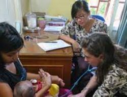 Kinari Webb, Dokter Pelestari Hutan di Indonesia, Brazil, dan Madagaskar